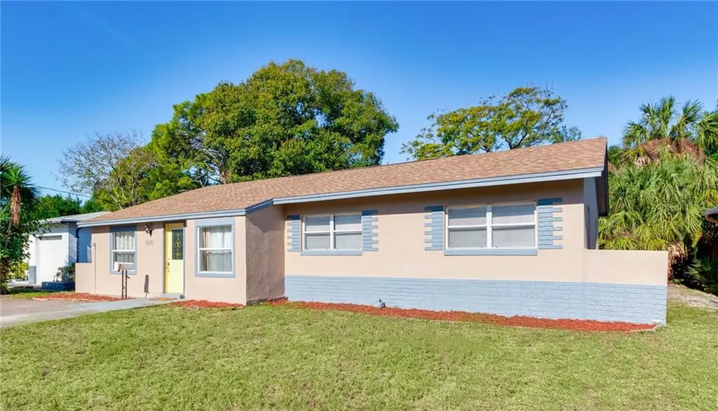 835 65th Avenue S St Petersburg FL 33705
