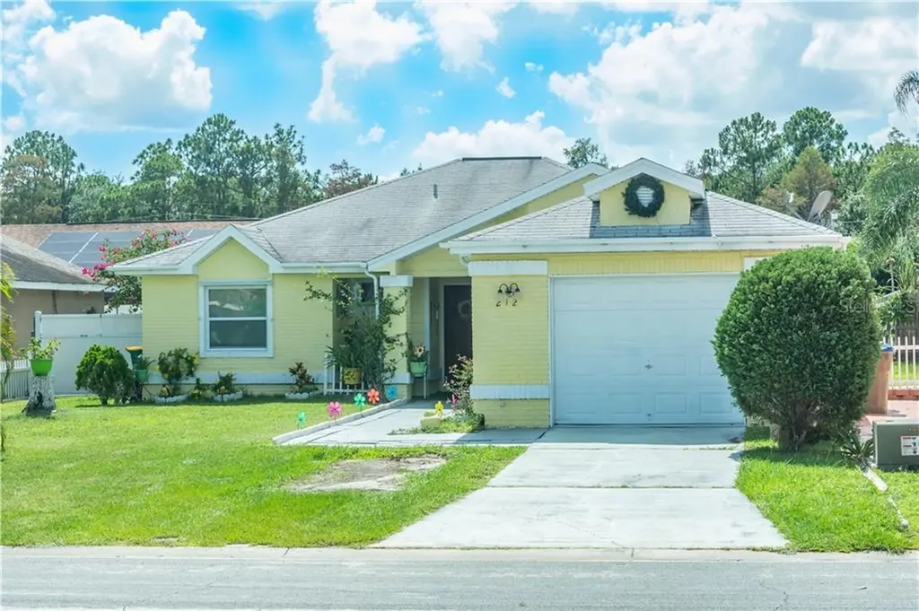 212 Applewood Court Kissimmee FL 34743