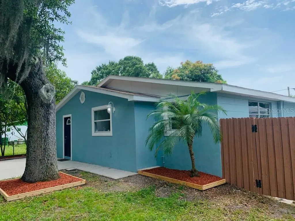 7207 S Desoto Street Tampa FL 33616