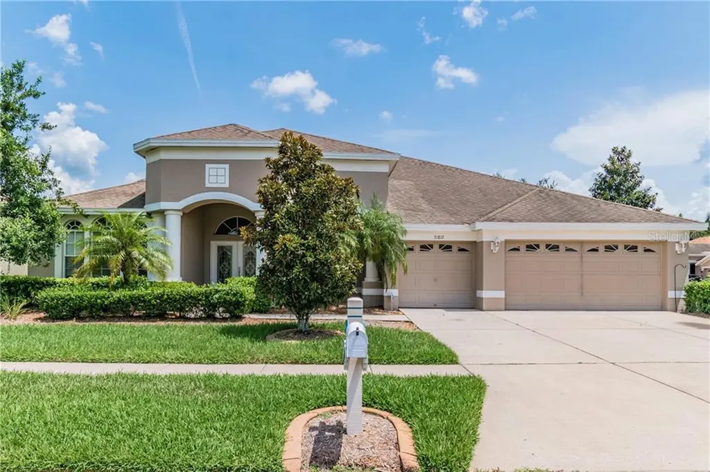 31812 Crosswoods Way Wesley Chapel FL 33543