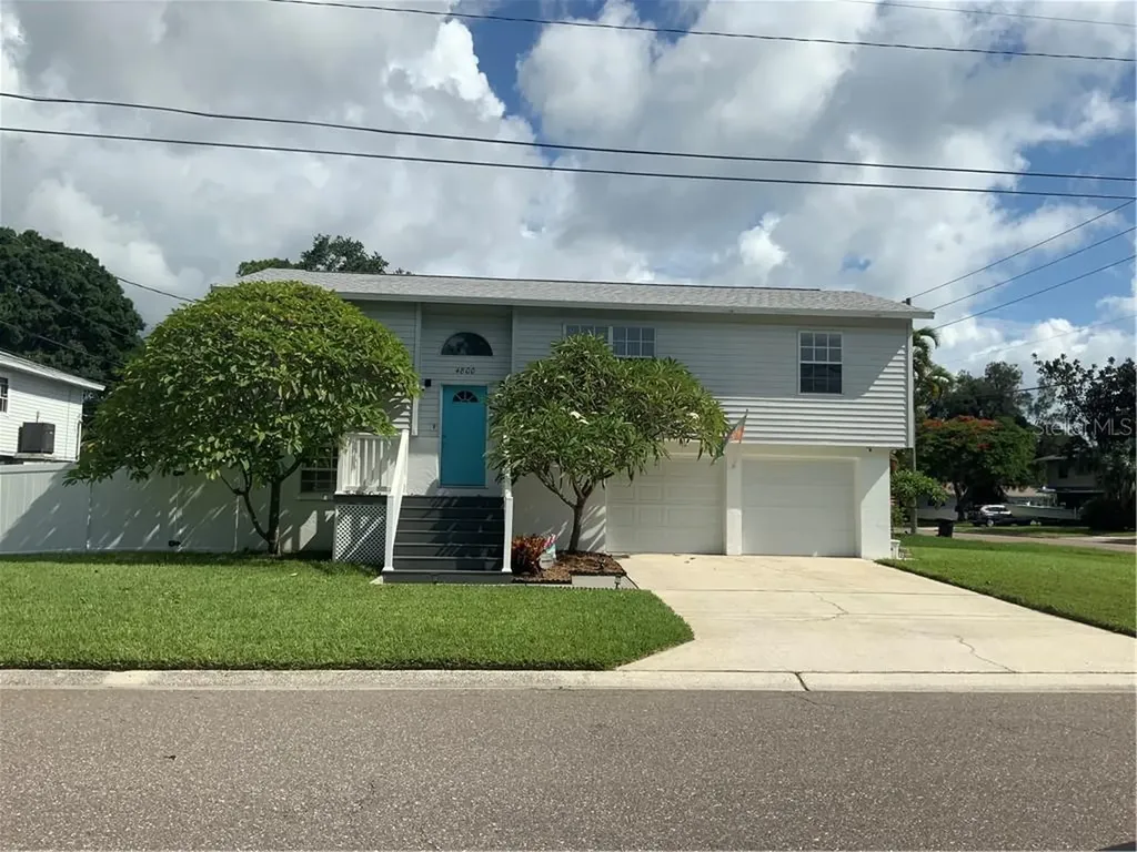 4800 Chancellor Street NE St Petersburg FL 33703