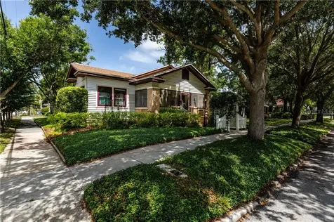 1104 12th Street N St Petersburg FL 33705