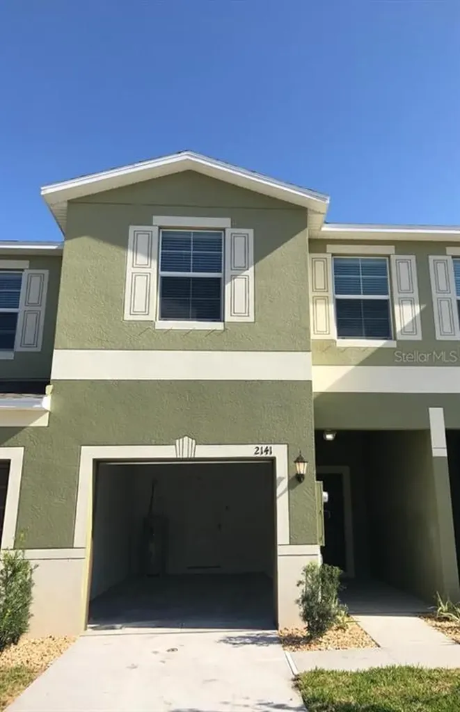 2141 Golden Falcon Drive Ruskin FL 33570