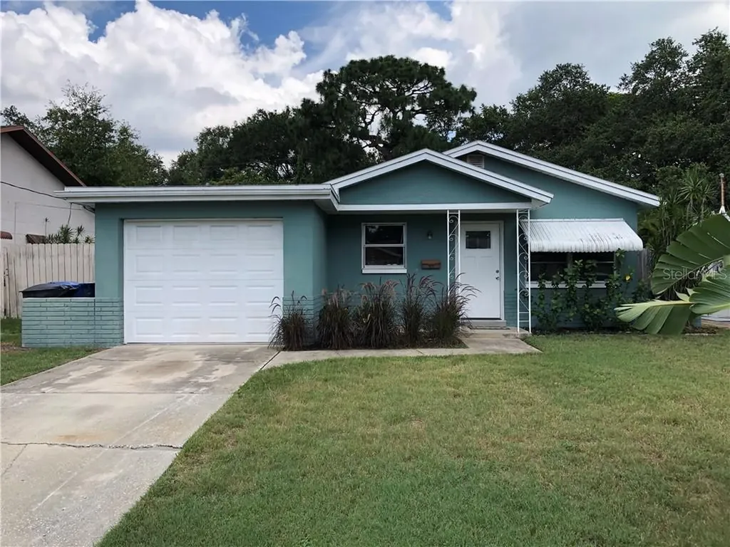 3011 25th Avenue N St Petersburg FL 33713