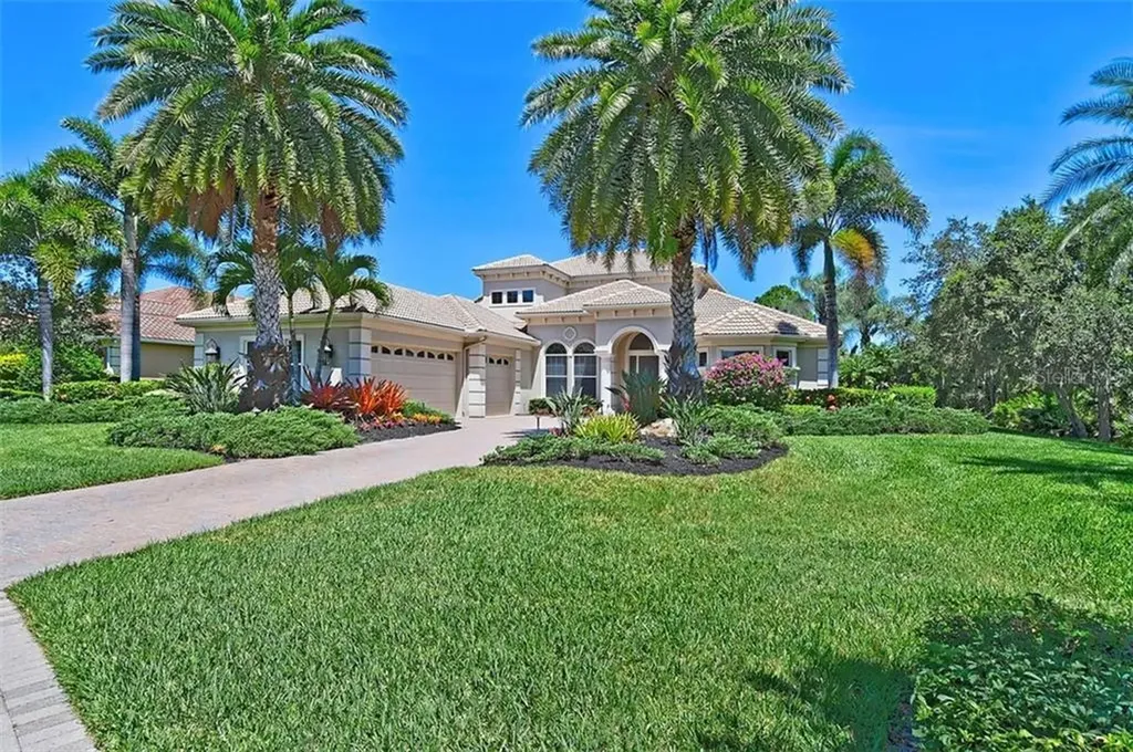 9025 Rocky Lake Court Sarasota FL 34238
