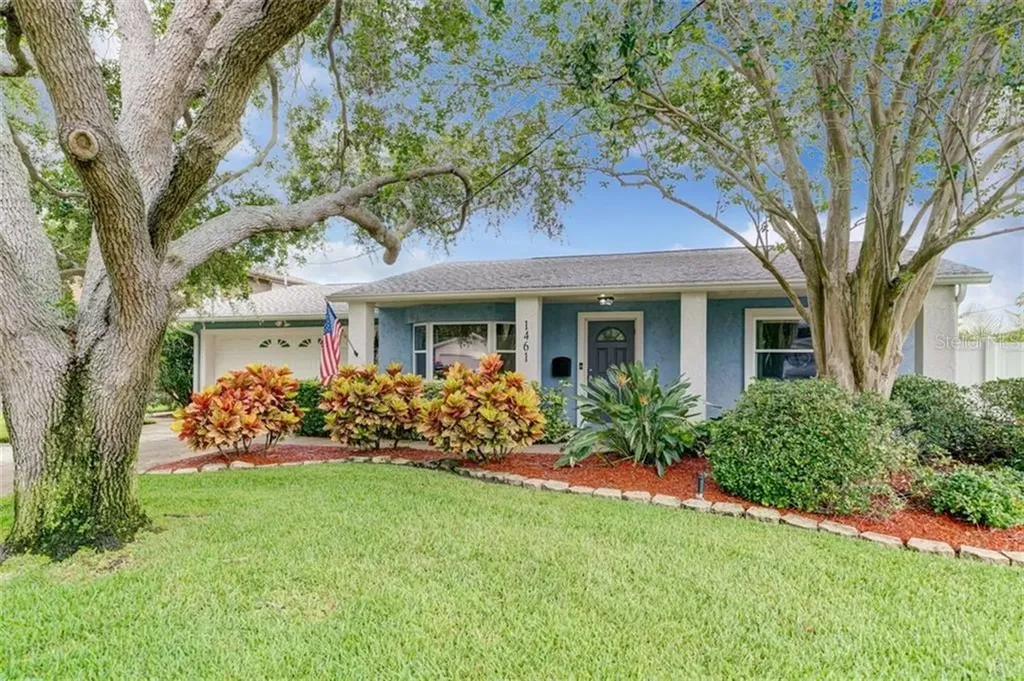 1461 45th Avenue NE St Petersburg FL 33703