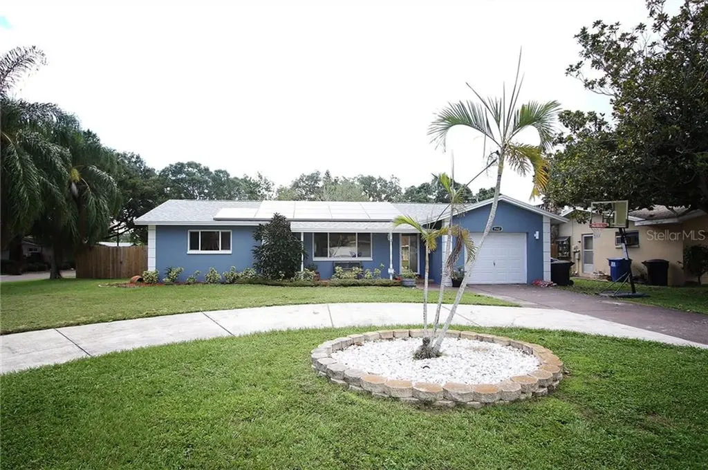7587 21st Street N St Petersburg FL 33702