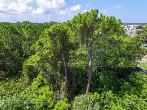 11151 Tamiami Lots 43 44 45 & 46 Trail S North Port FL 34287