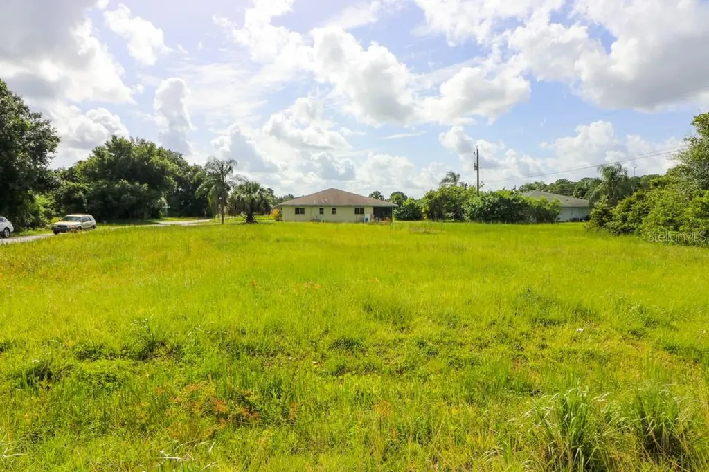 12000 Tamiami Lots 15 & 16 Trail S North Port FL 34287