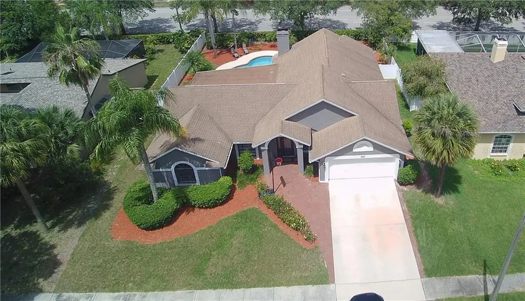3915 Turnbury Street Valrico FL 33596