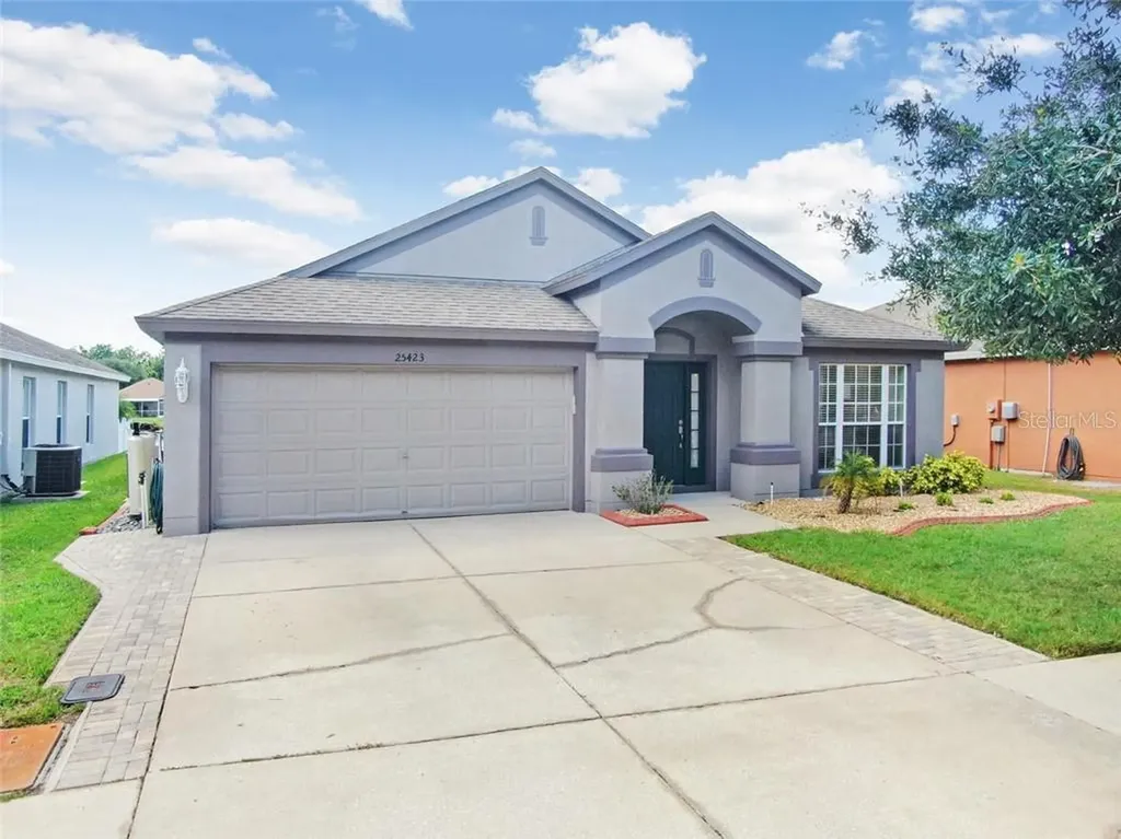 25423 Lexington Oaks Boulevard Wesley Chapel FL 33544