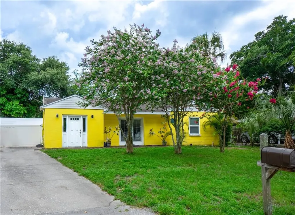 3002 W Meadow Street Tampa FL 33611