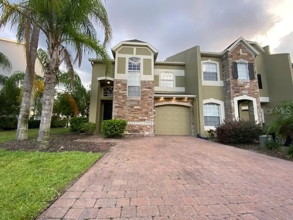 2401 Chatham Place Drive Orlando FL 32824