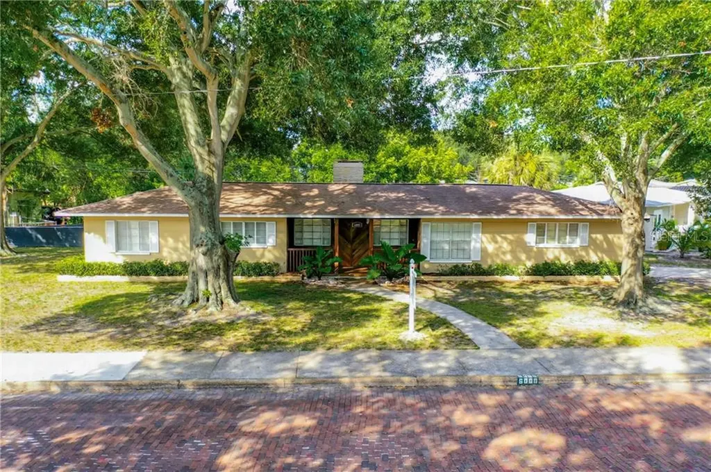 6000 8th Avenue N St Petersburg FL 33710