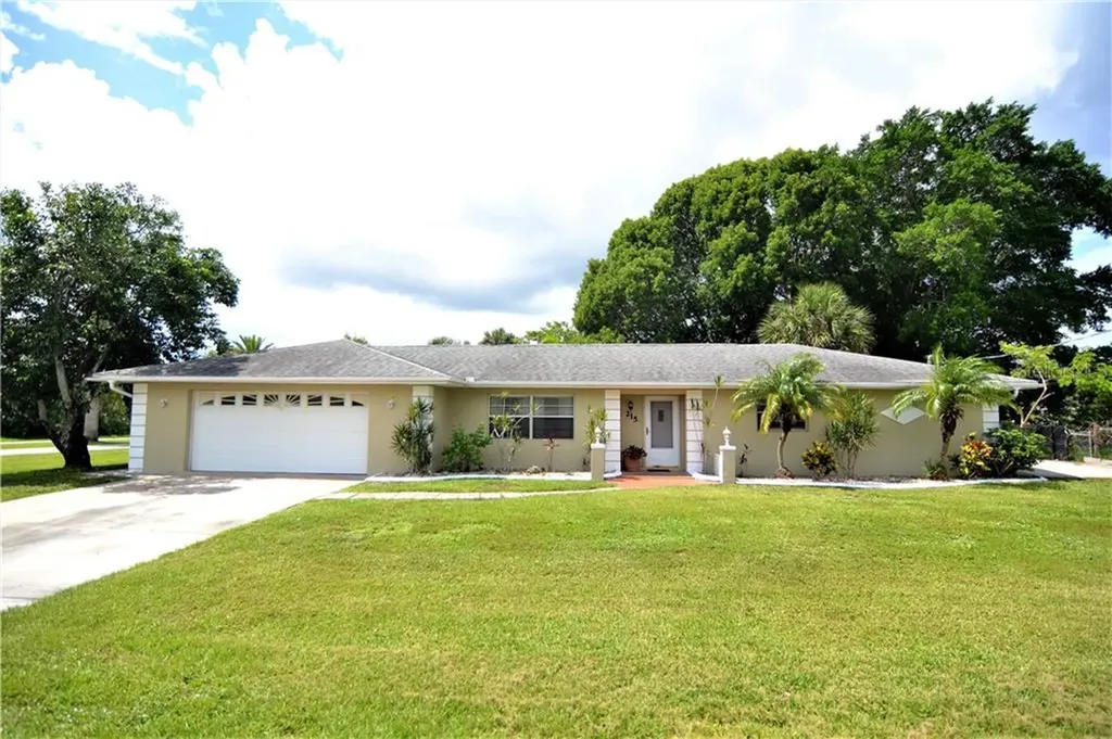 215 Tarpon Way Punta Gorda FL 33950