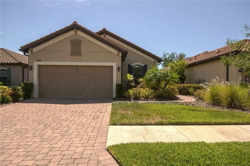 8452 Alberata Vista Drive Tampa FL 33647