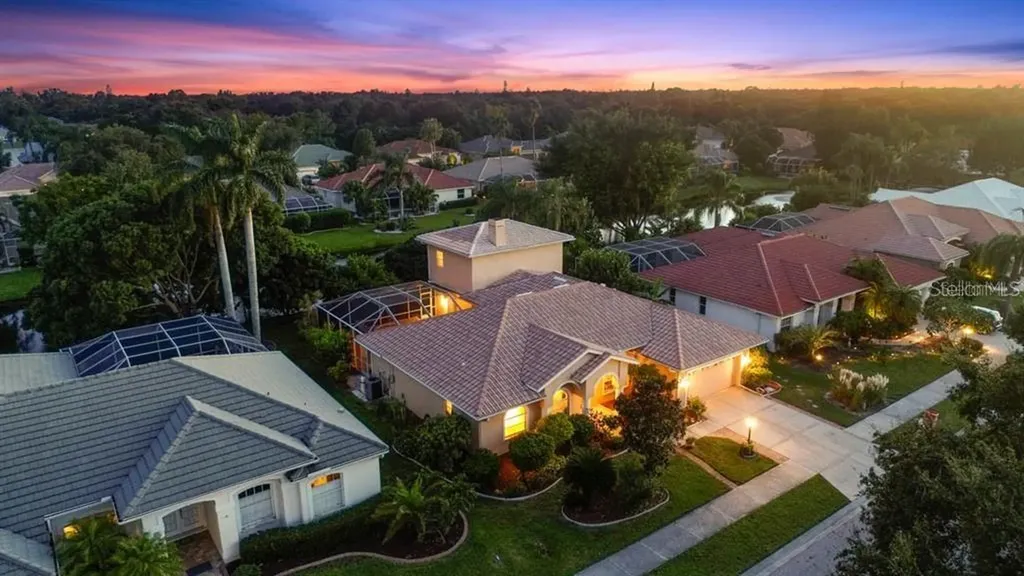 4470 Mcintosh Lake Avenue Sarasota FL 34233