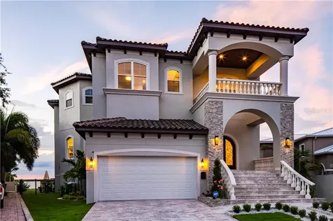 1935 Arrowhead Drive NE St Petersburg FL 33703