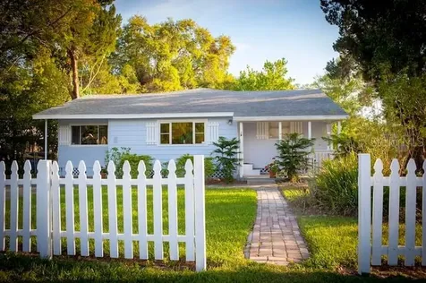 2 W Palmetto Street Winter Garden FL 34787