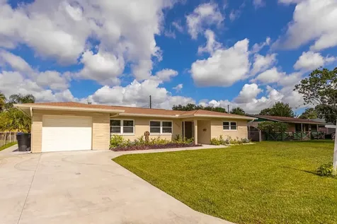 6376 21st Street N St Petersburg FL 33702