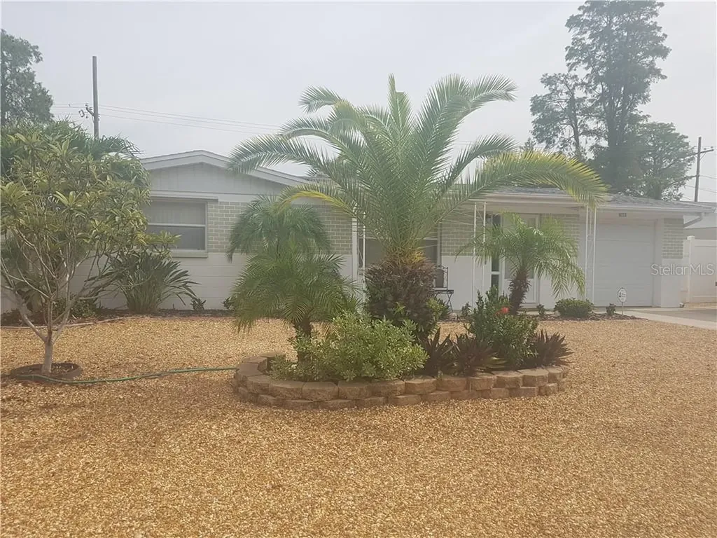 4711 Phoenix Avenue Holiday FL 34690