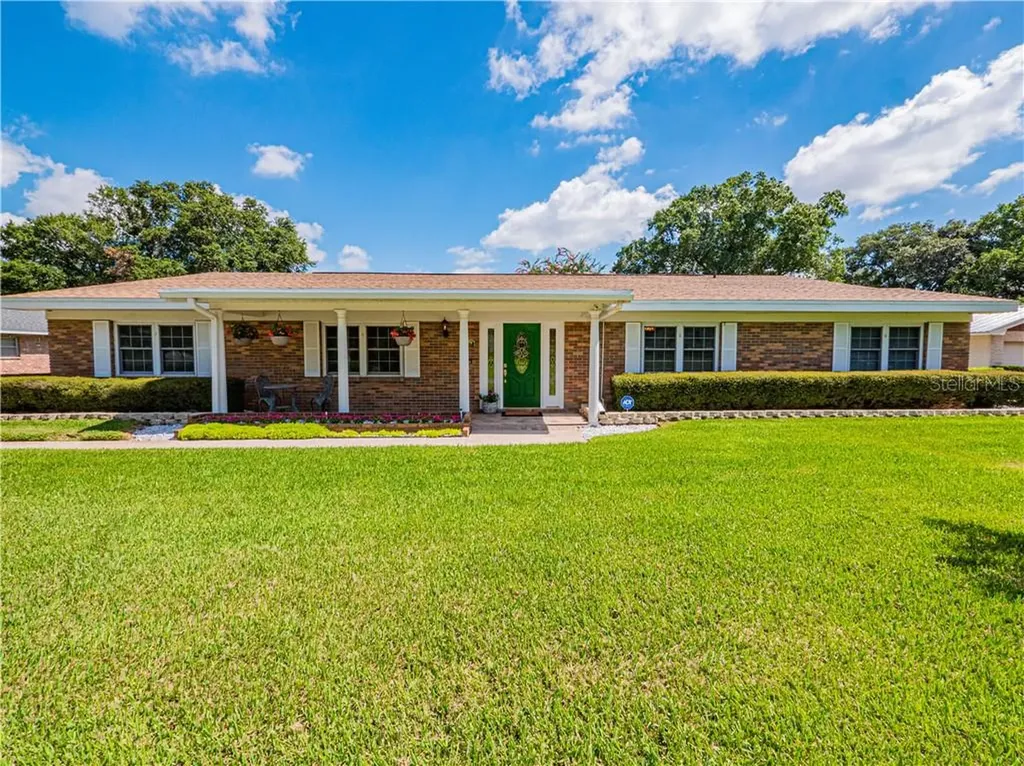 1616 Sterling Drive Lakeland FL 33813