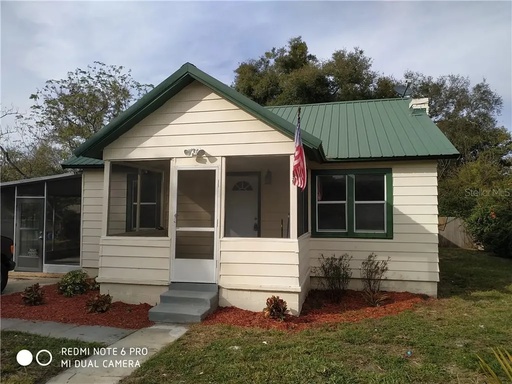 131 W Charlotte Avenue Eustis FL 32726