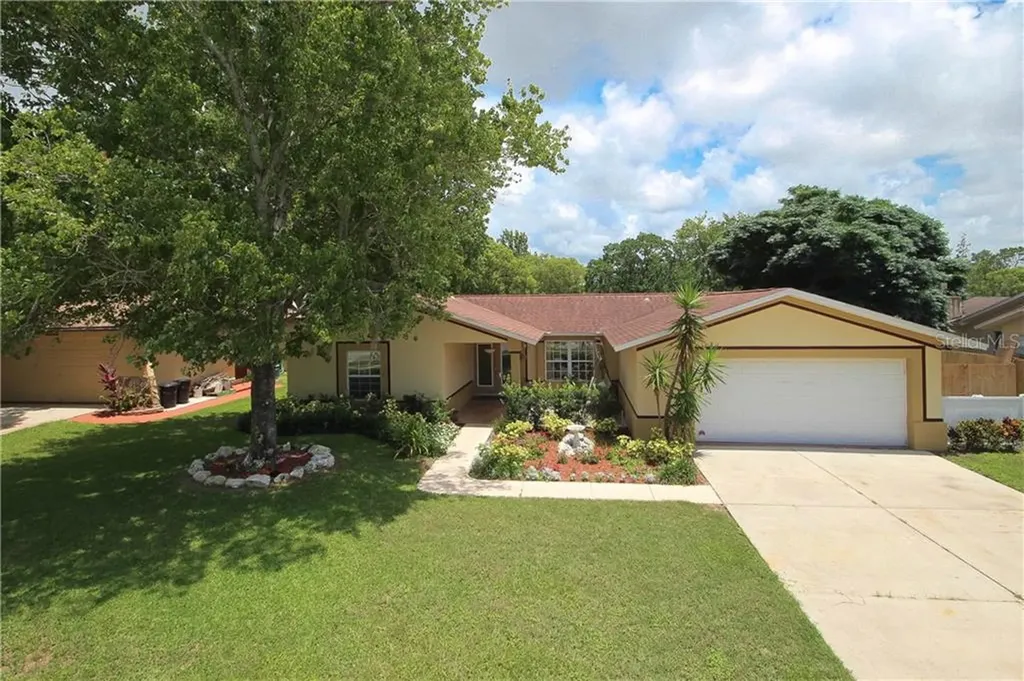 7806 Lakeside Woodlands Drive Hudson FL 34667
