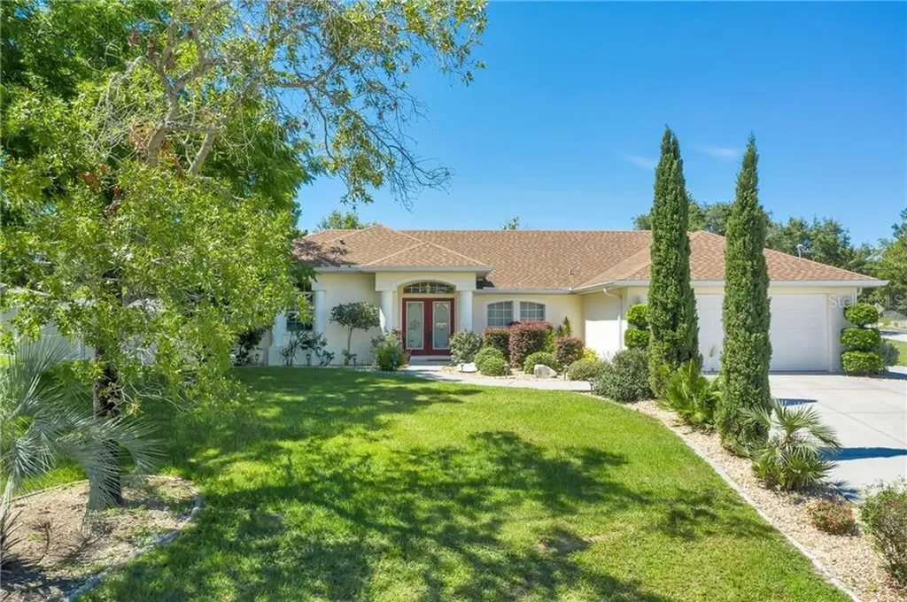 11009 Canary Avenue Weeki Wachee FL 34613