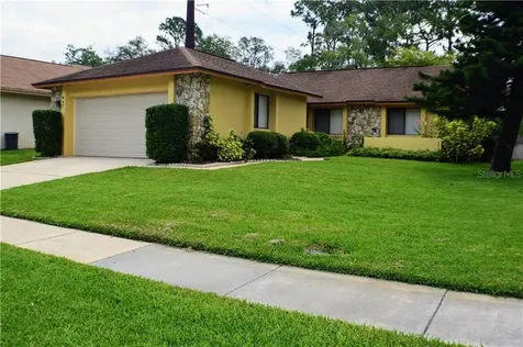 657 Airmont Avenue Altamonte Springs FL 32714