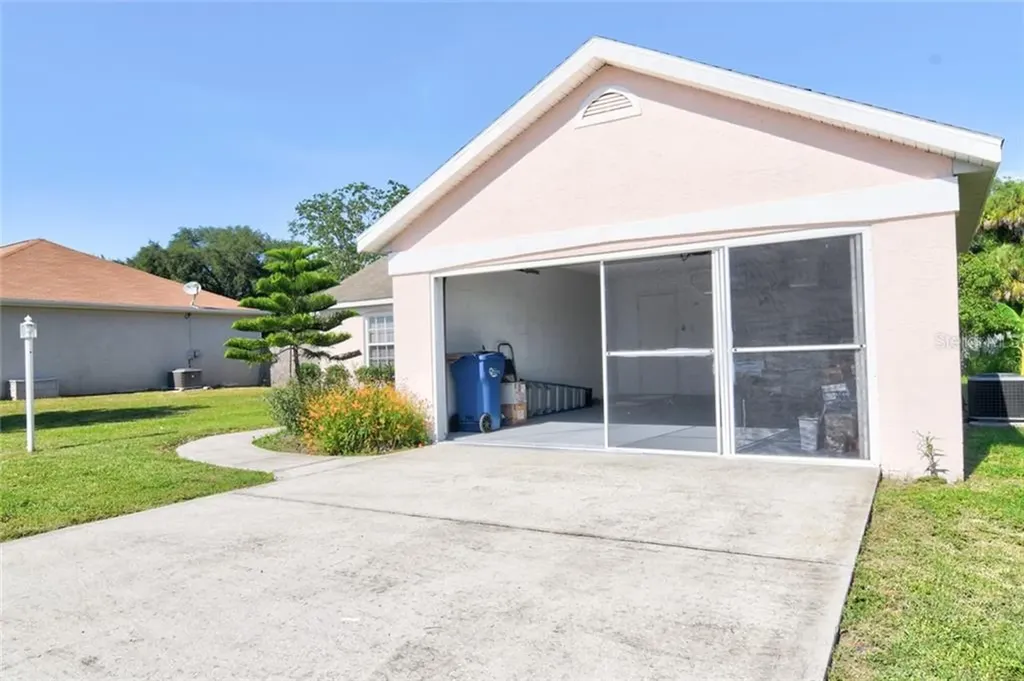 3002 8th Avenue W Palmetto FL 34221