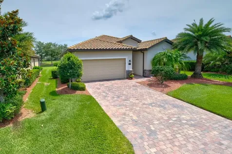7027 Quiet Creek Drive Bradenton FL 34212
