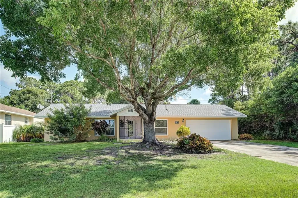 9316 Steubenville Avenue Englewood FL 34224