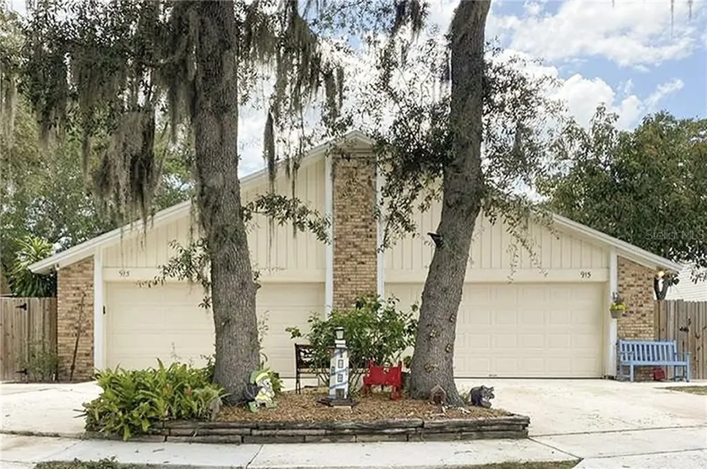 913 Robinhood Court Maitland FL 32751