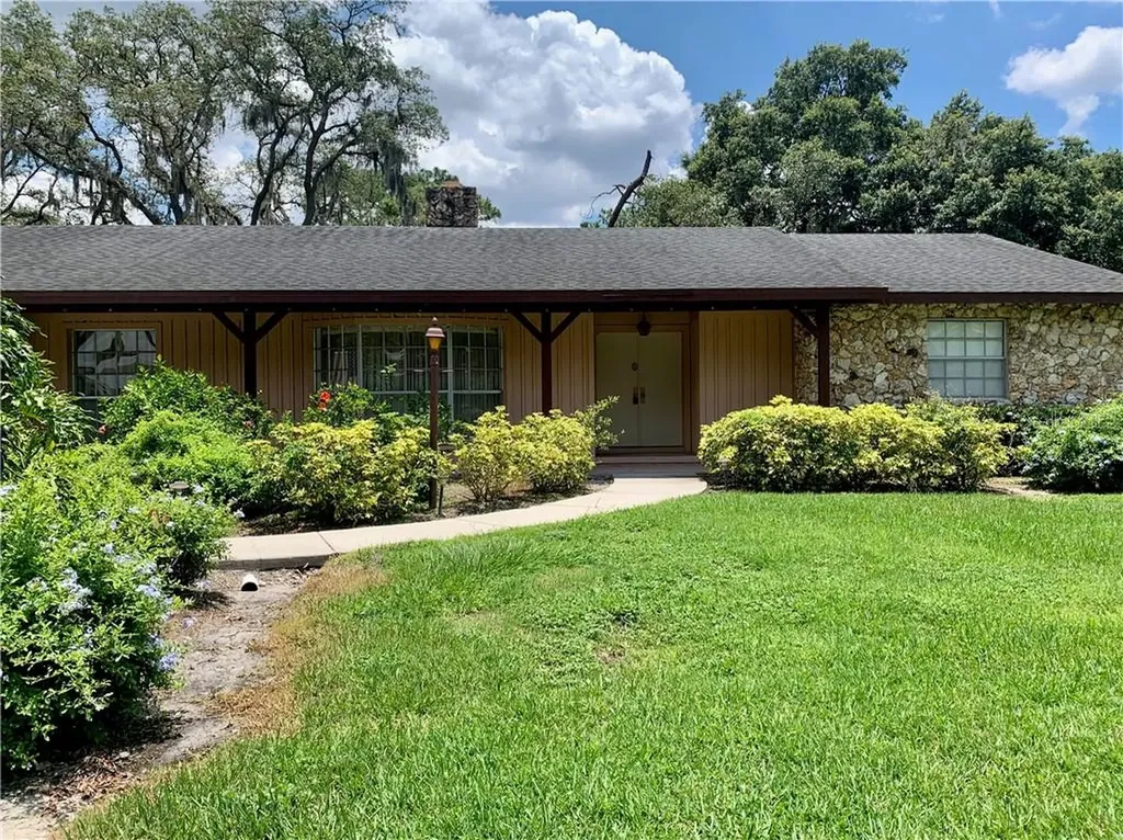 3813 N Lake Orlando Parkway Orlando FL 32808