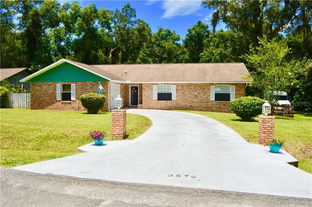 3876 NE 27th Court Ocala FL 34479