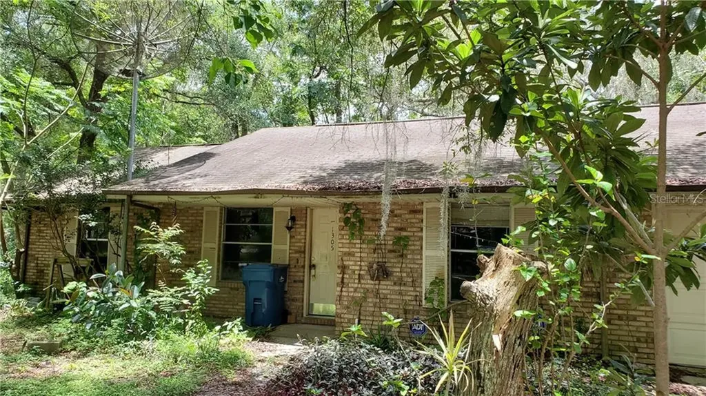 1305 1st Street Orange City FL 32763
