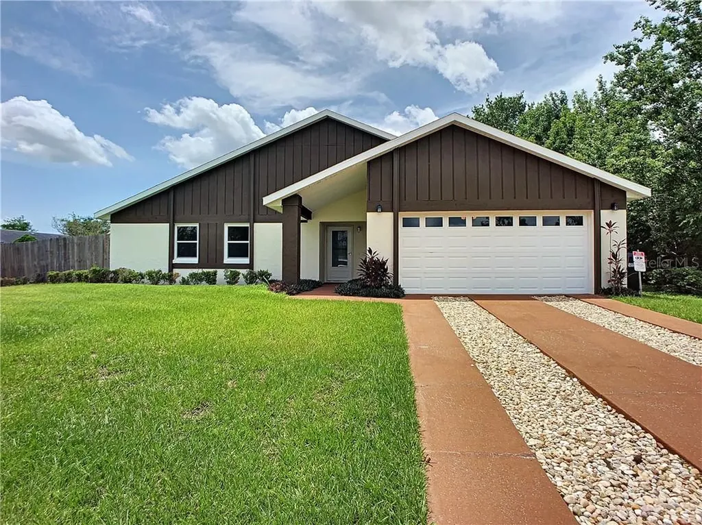 942 Alabama Woods Lane Orlando FL 32824
