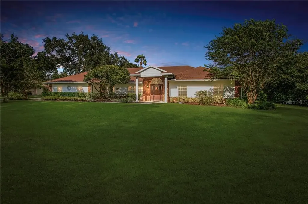 2393 Crest Ridge Court Sanford FL 32771