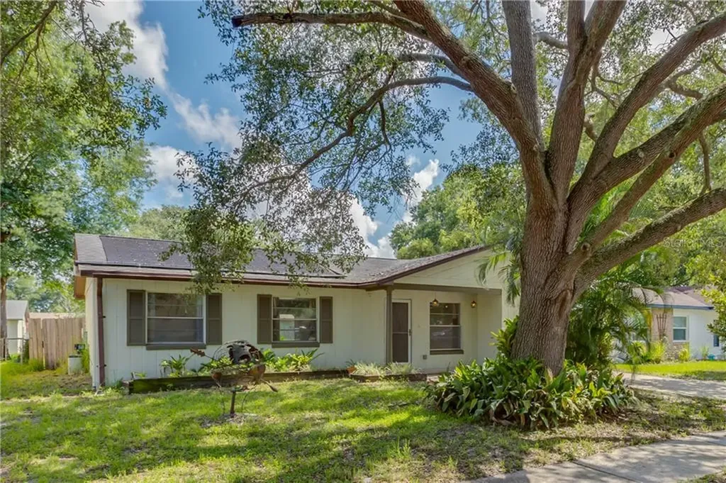 3901 Beachman Drive Orlando FL 32810