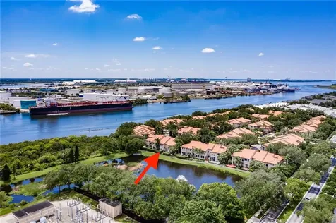 1141 Shipwatch Circle Tampa FL 33602