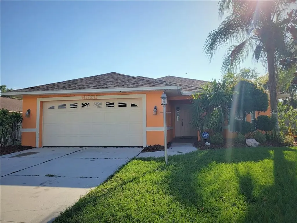6520 67th Court E Bradenton FL 34203