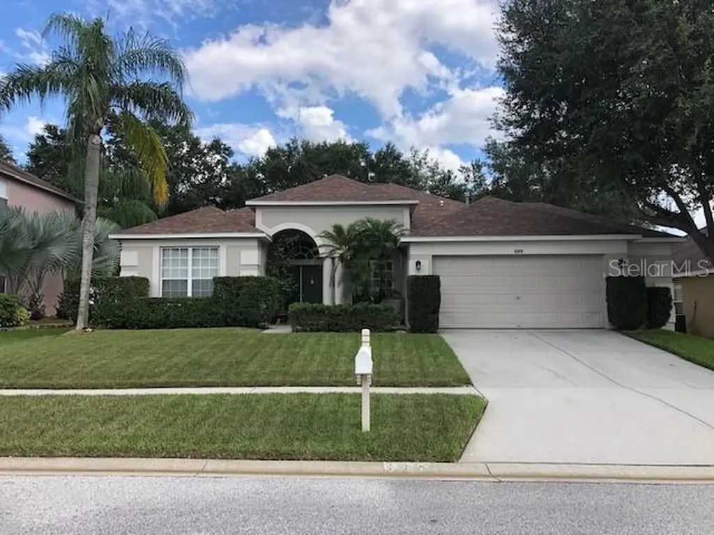 609 Grand Canyon Drive Valrico FL 33594