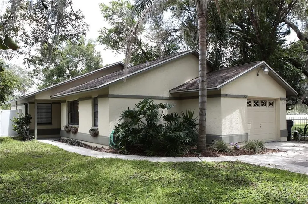 12421 N Armenia Avenue Tampa FL 33612