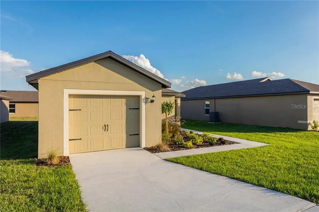 377 Kensington View Drive Winter Haven FL 33880