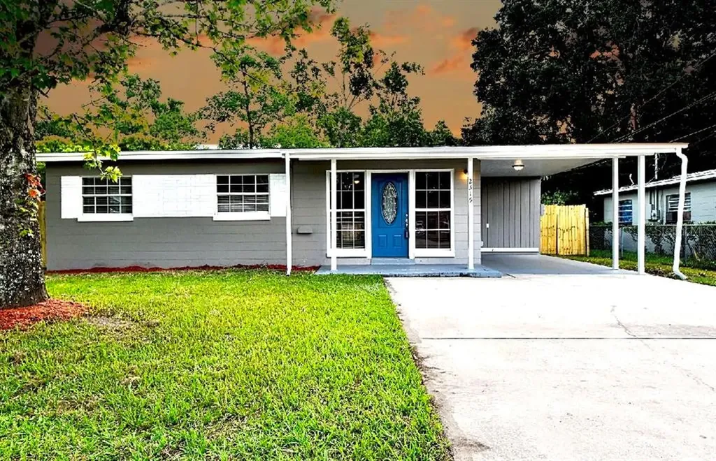 2315 Bonneville Drive Orlando FL 32826