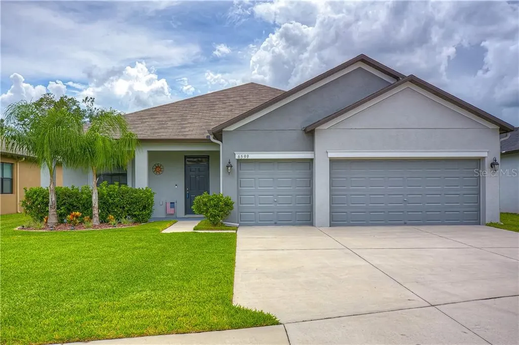 6599 Paden Wheel Street Zephyrhills FL 33541