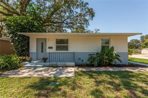 4672 30th Avenue N St Petersburg FL 33713