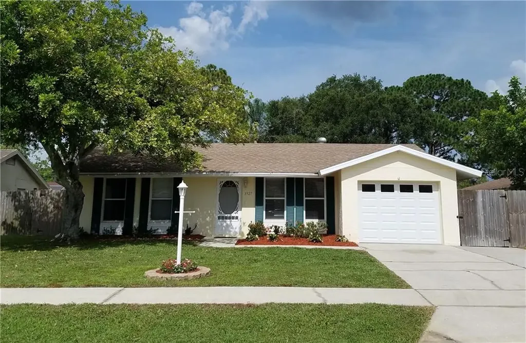 3927 Maverick Avenue Sarasota FL 34233
