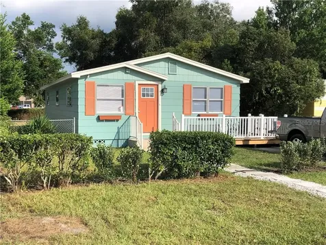 117 S Ingraham Avenue Tavares FL 32778